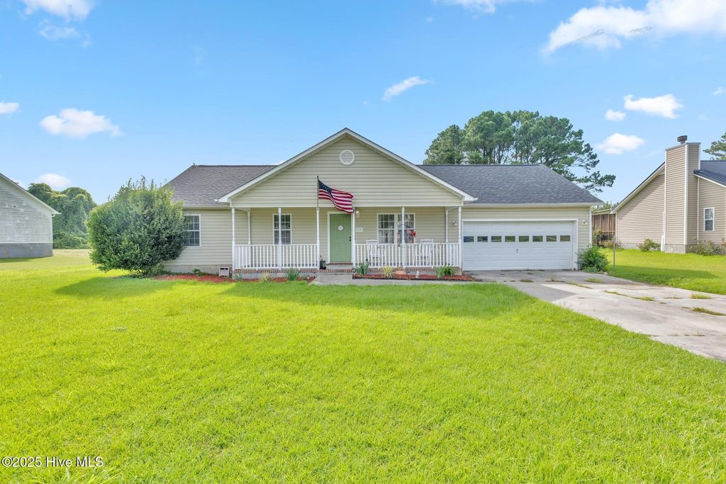 Photo of 119 Lawndale Lane, Sneads Ferry, NC 28460 (MLS # 100525270)