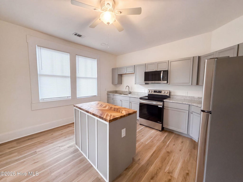 Photo of 114 Ellis St ST, Augusta, GA 30901 (MLS # 100601852)