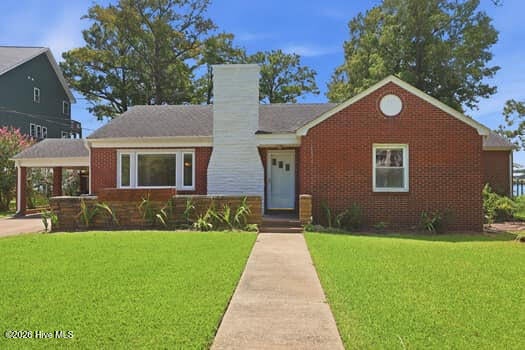 10 Bayview Drive
