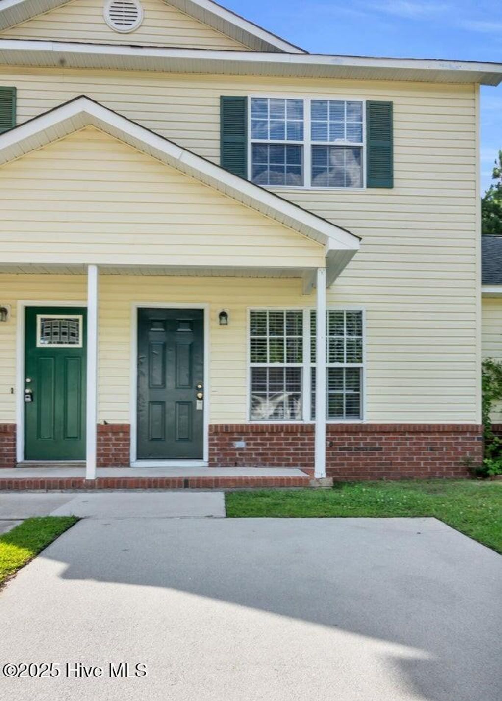 Photo of 2033 Brandymill Lane, Jacksonville, NC 28546 (MLS # 100573172)