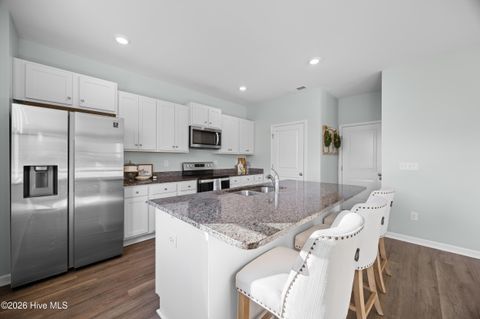 Tiny photo for 407 Airlie Vista Lane #Lot 127, Surf City, NC 28445 (MLS # 100561836)