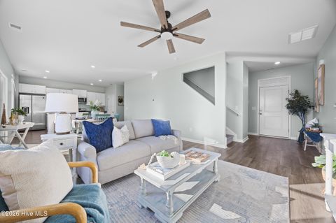 Tiny photo for 407 Airlie Vista Lane #Lot 127, Surf City, NC 28445 (MLS # 100561836)