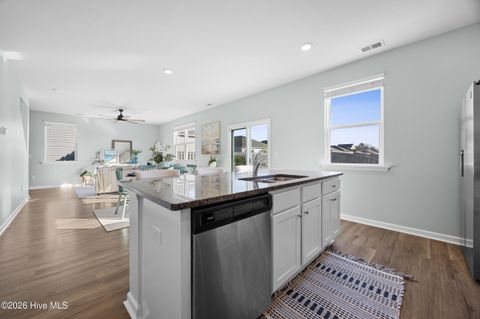 Tiny photo for 407 Airlie Vista Lane #Lot 127, Surf City, NC 28445 (MLS # 100561836)