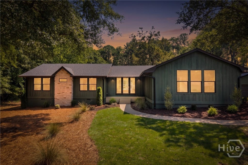 Photo of 1040 Woodbine Drive, Watkinsville, GA 30677 (MLS # CL363929)