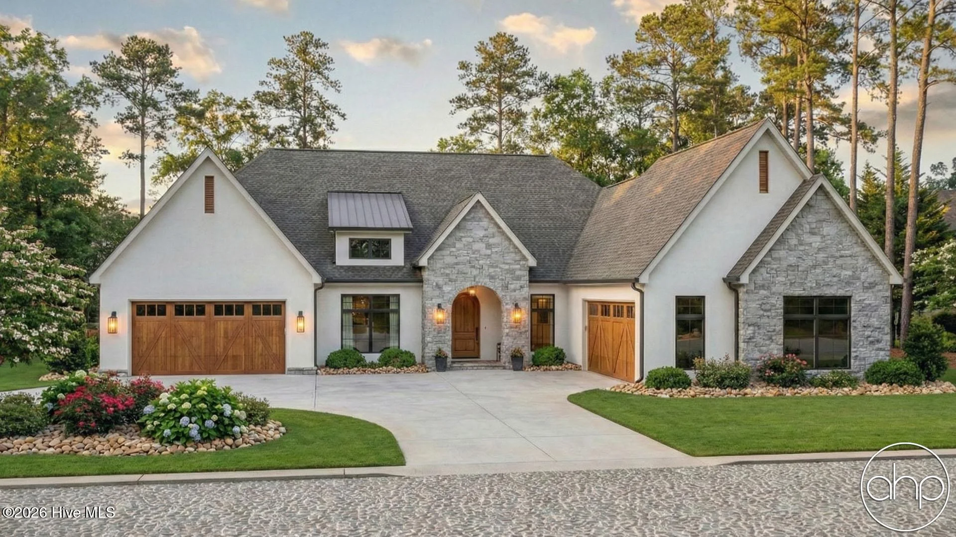 105 Legacy Oaks Drive