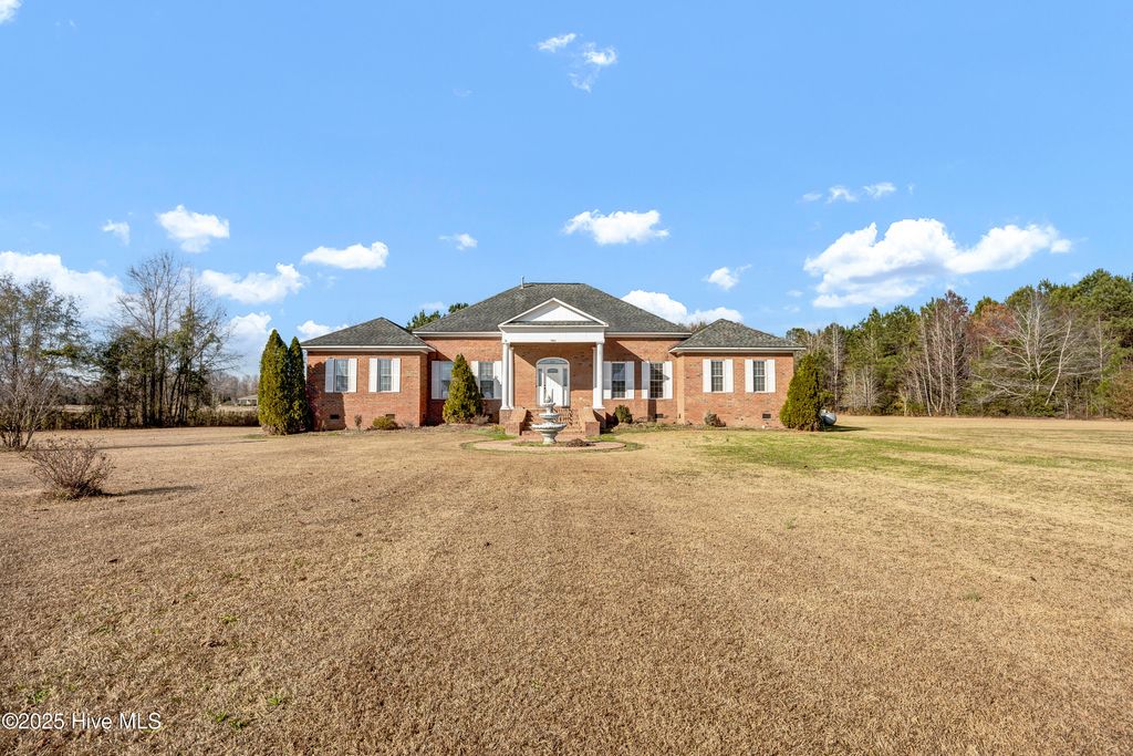 Photo of 701 Best Road, Whiteville, NC 28472 (MLS # 100545999)