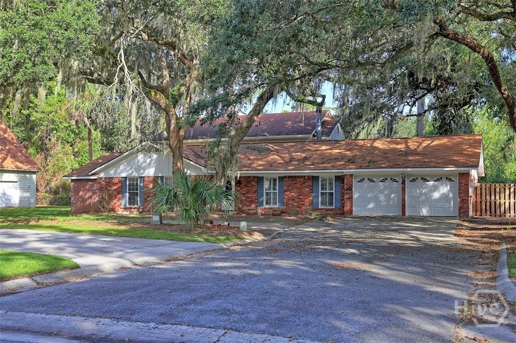 Photo of 46 River Oaks Road, Savannah, GA 31410 (MLS # SA340824)