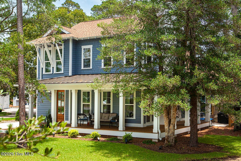 Photo of 6108 Harbor Oaks Drive, Southport, NC 28461 (MLS # 100562076)