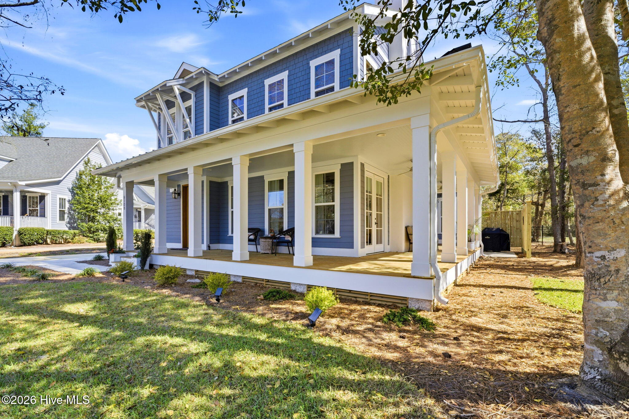 6108 Harbor Oaks Drive