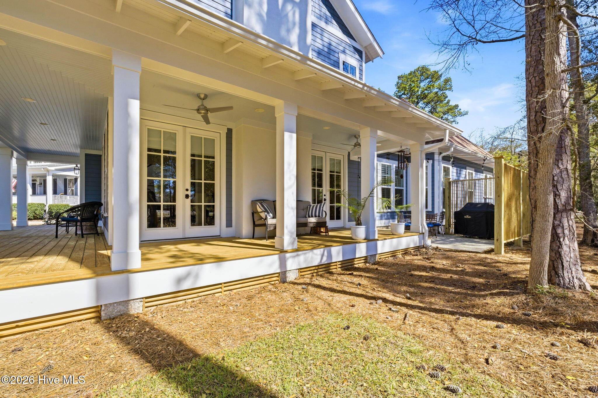 6108 Harbor Oaks Drive