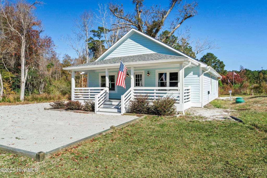 Photo of 1070 Midway Road SE, Bolivia, NC 28422 (MLS # 100545908)