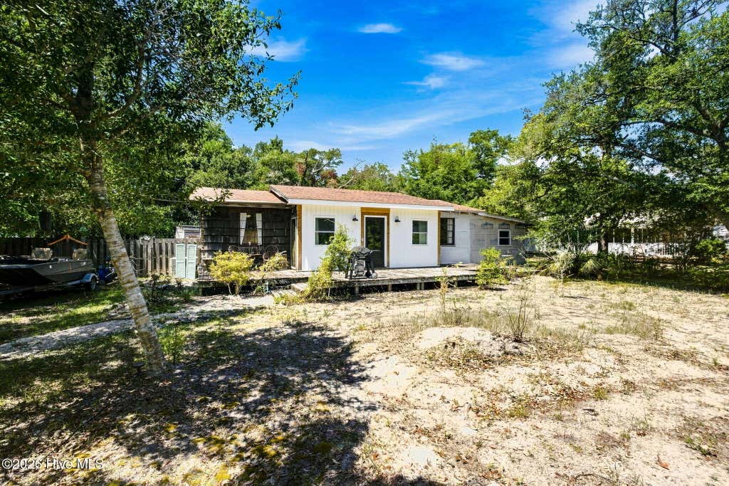 Photo of 139 NE 17th Street, Oak Island, NC 28465 (MLS # 100597540)