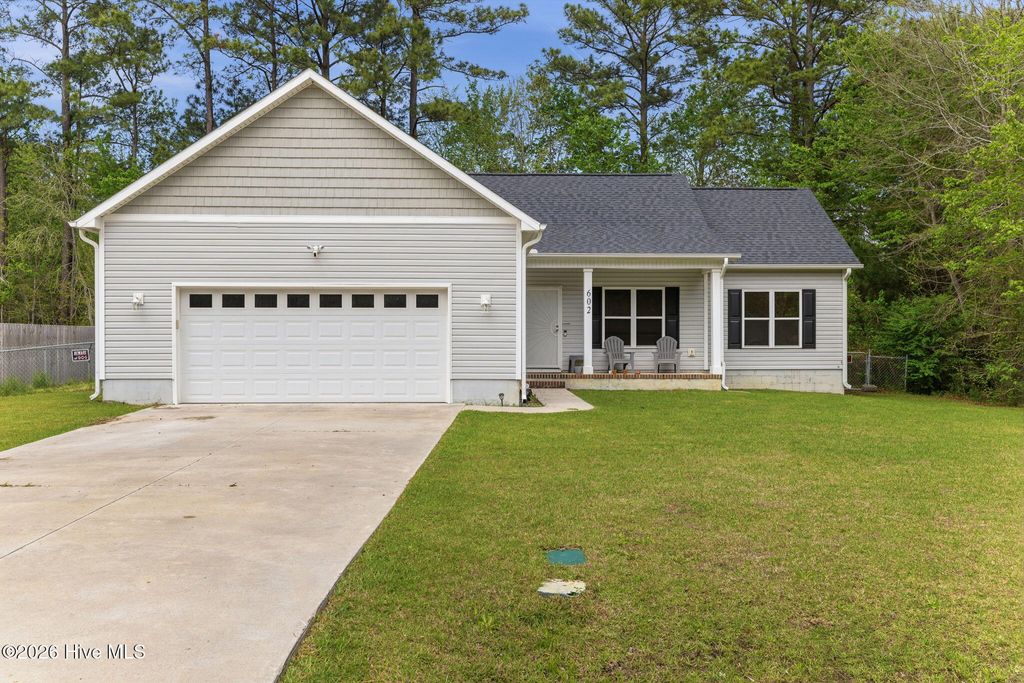 Photo of 602 Hobbs Drive, Jacksonville, NC 28540 (MLS # 100565860)