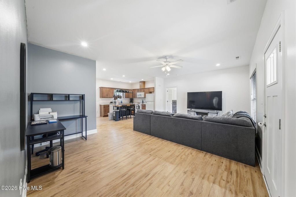 Photo of 602 Hobbs Drive, Jacksonville, NC 28540 (MLS # 100565860)