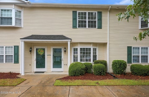 Condo For Sale - 2300 Vineyard Drive<br/> Pitt County, Winterville, NC 28590