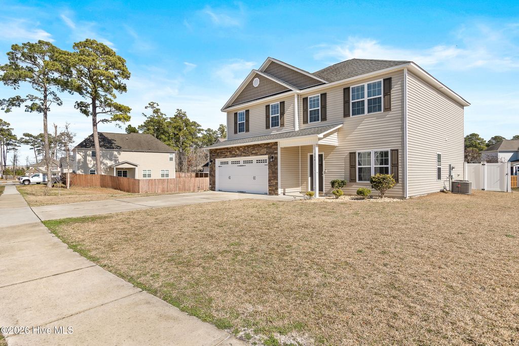 Photo of 304 Little Egret Lane, Swansboro, NC 28584 (MLS # 100557533)