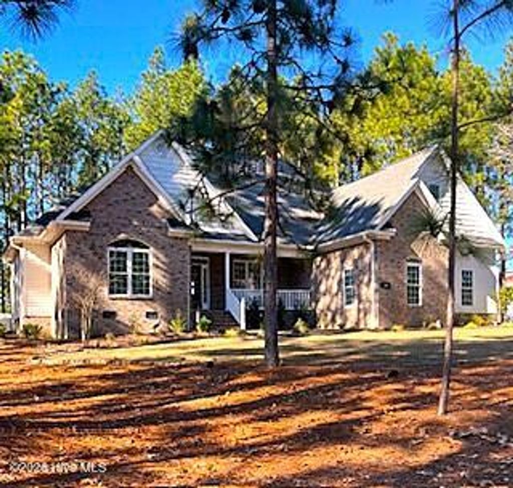 Photo of 244 Longleaf Drive, Seven Lakes, NC (MLS # 100573086)