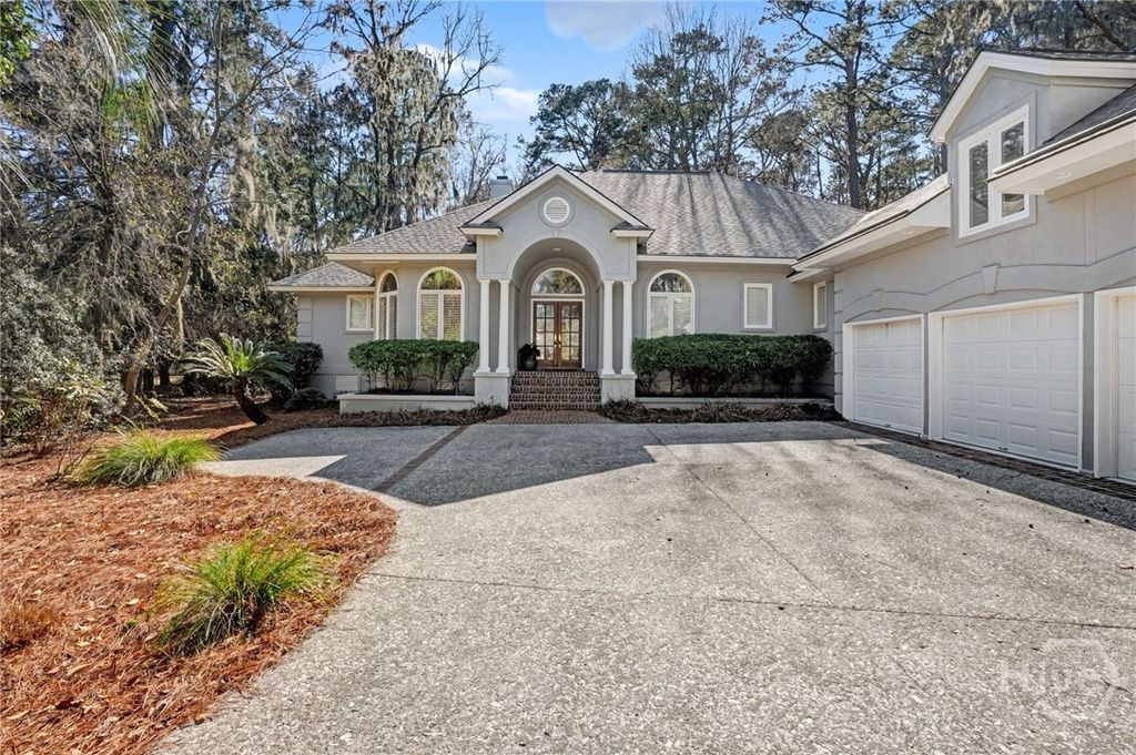 Photo of 6 Oak Glade Court, Savannah, GA 31411 (MLS # SA350588)