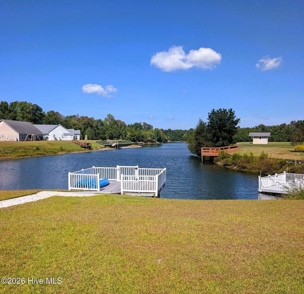 Photo of 307 Antioch Lakes Road, New Bern, NC 28560 (MLS # 100607868)