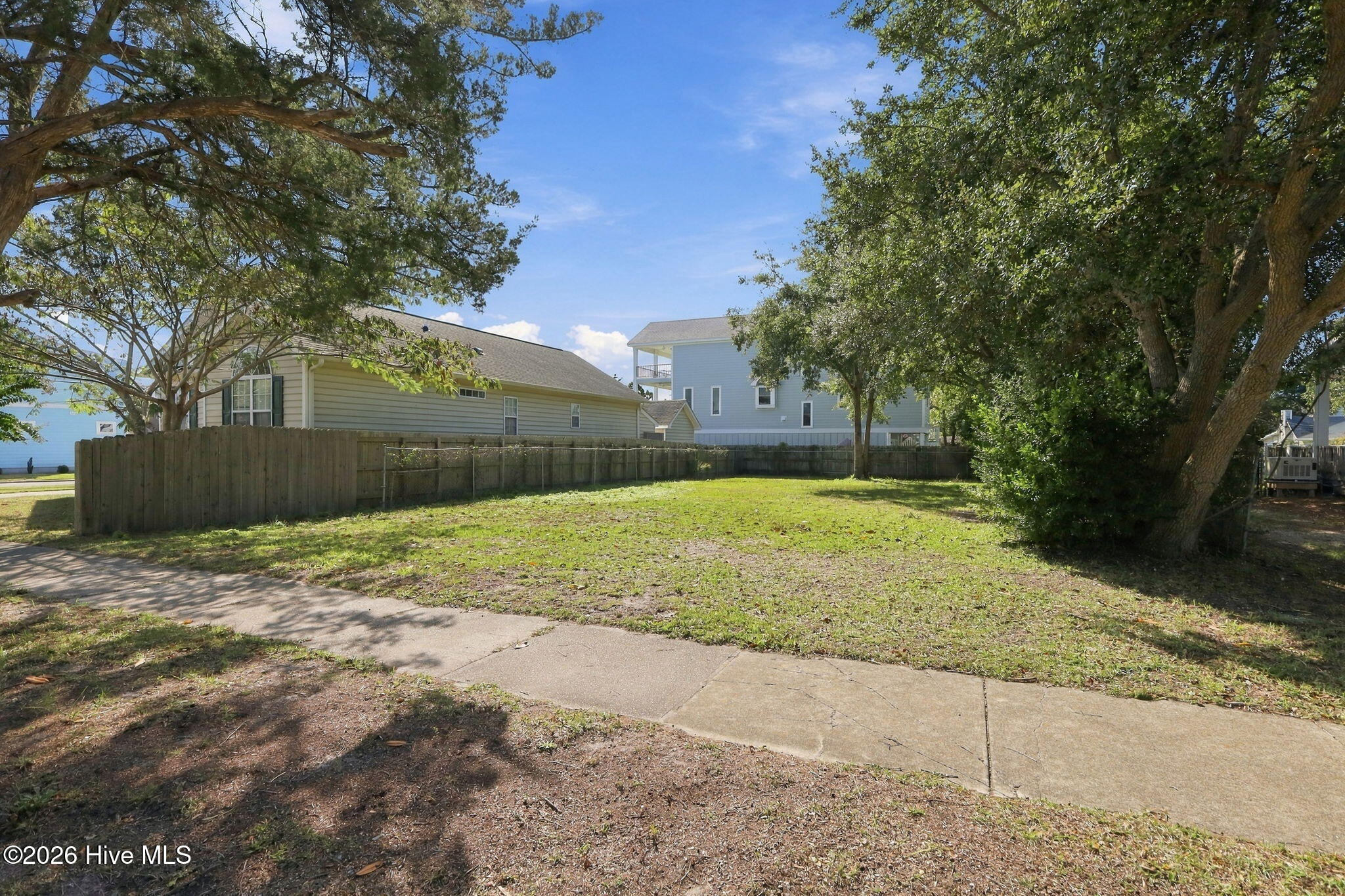 1303 Shepard Street