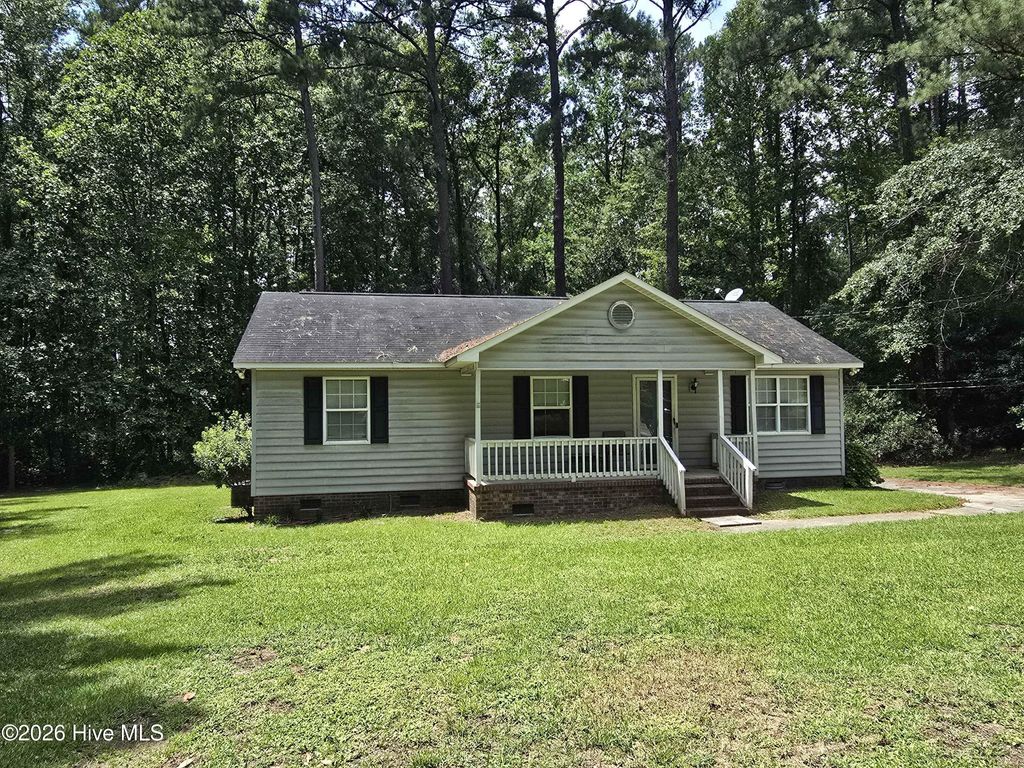 Photo of 1117 Avalon Drive, Rockingham, NC 28379 (MLS # 100590538)