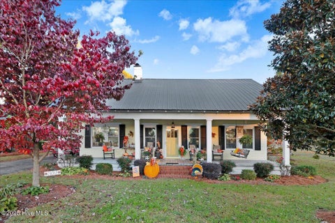 Homes For Sale - 302 N Sycamore Street<br/> Fremont, NC 27830