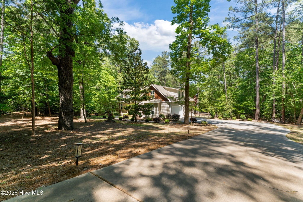 Photo of 1659 E Indiana Avenue, Southern Pines, NC 28387 (MLS # 100602790)