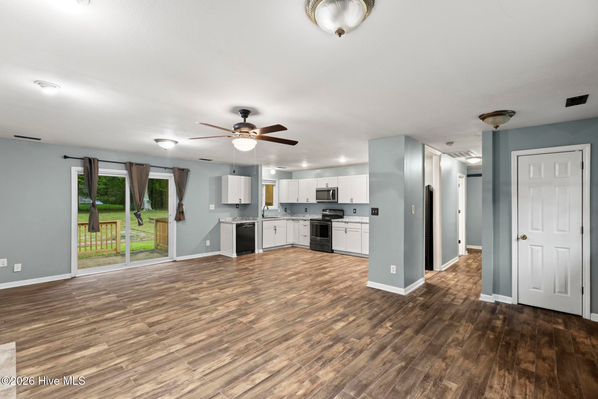 220 Winter Place