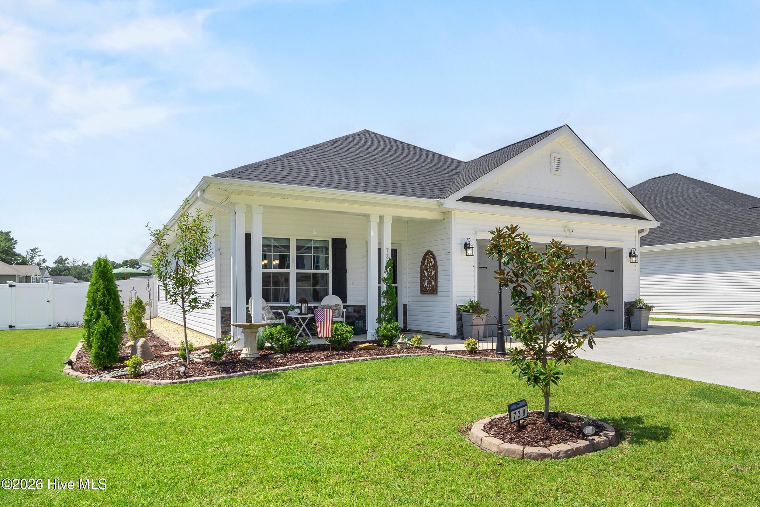 739 Greenwich Place