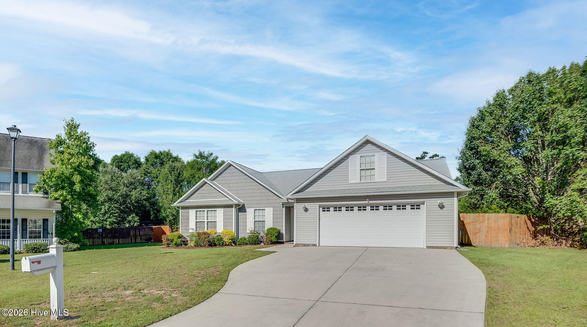 506 Compass Court