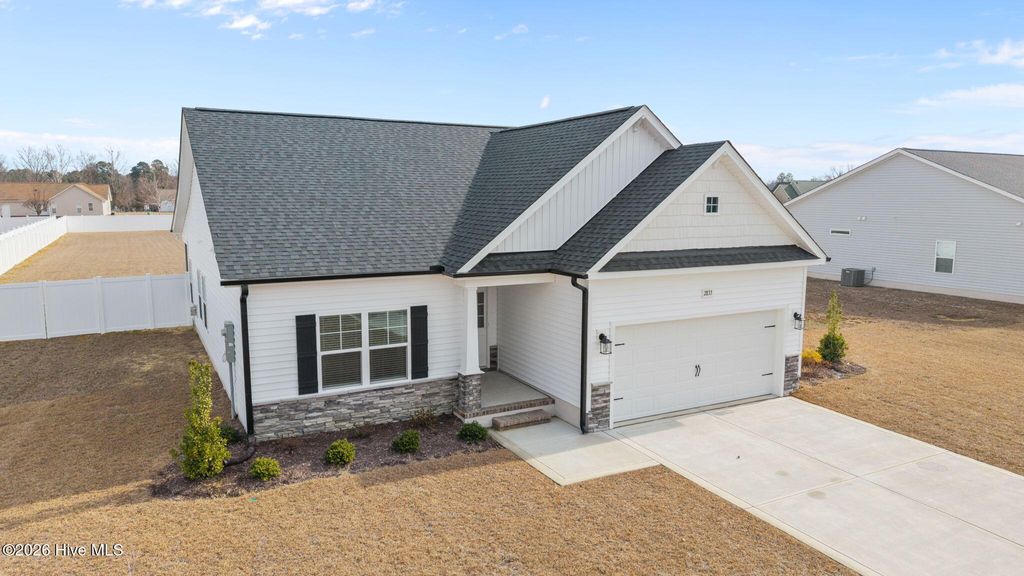 Photo of 2833 Tucker Hill Drive, Grimesland, NC 27837 (MLS # 100557340)