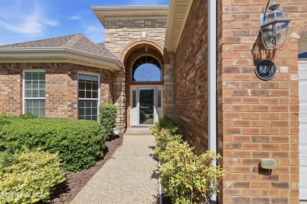 Photo of 8241 Egret Pointe NE, Leland, NC 28451 (MLS # 100574448)
