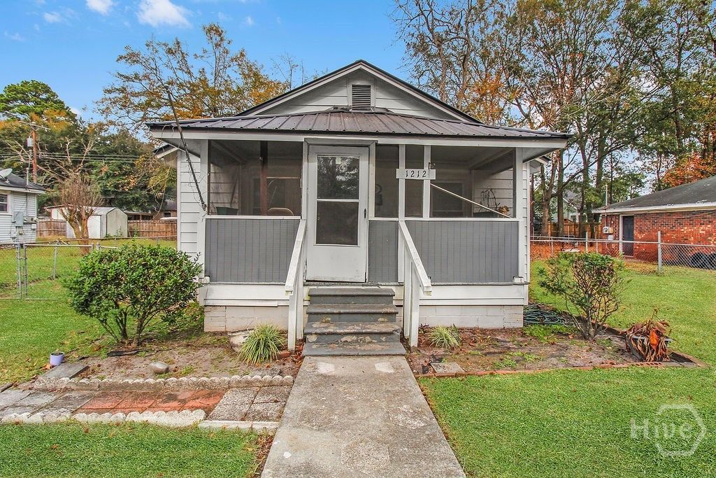 Photo of 1212 E 70th Street, Savannah, GA 31404 (MLS # SA345715)