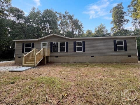 Mobile Home For Sale - 1020 Neal Road<br/> Commerce, GA 30530