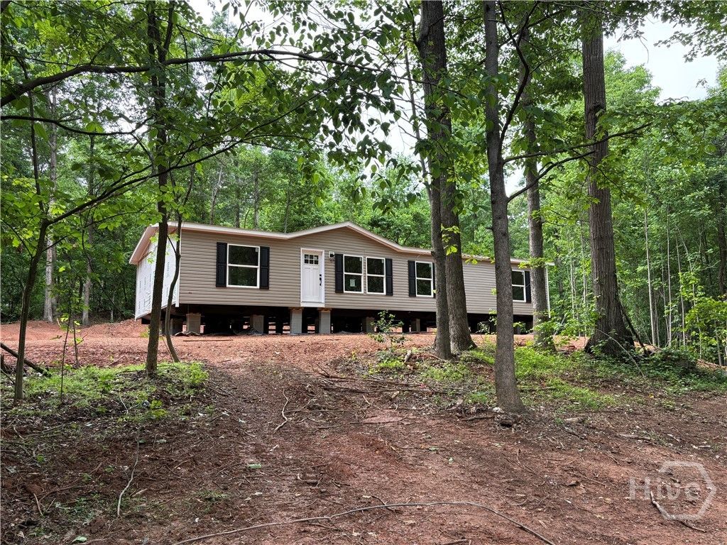 Photo of 1020 Neal Road, Commerce, GA 30530 (MLS # CL354956)