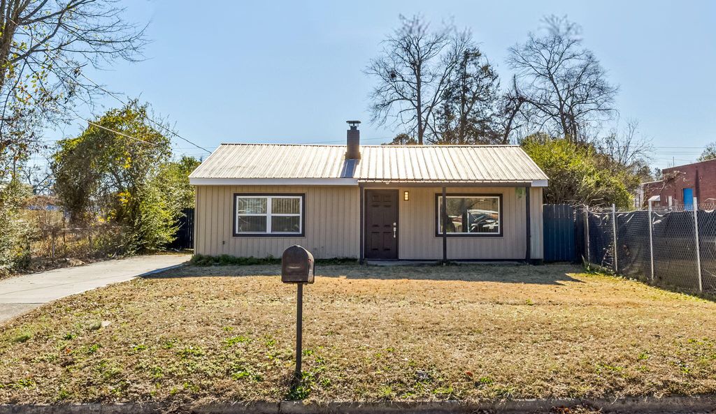 Photo of 2052 Clark Street, Augusta, GA 30904 (MLS # 551402)