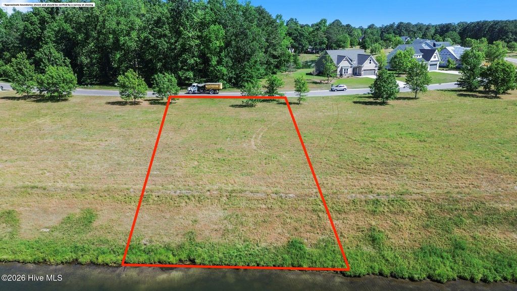 Photo of 124 Sycamore Lakes Drive, Wallace, NC 28466 (MLS # 100569793)