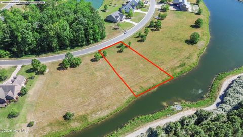 Vacant Land For Sale - 124 Sycamore Lakes Drive<br/> Wallace, NC 28466