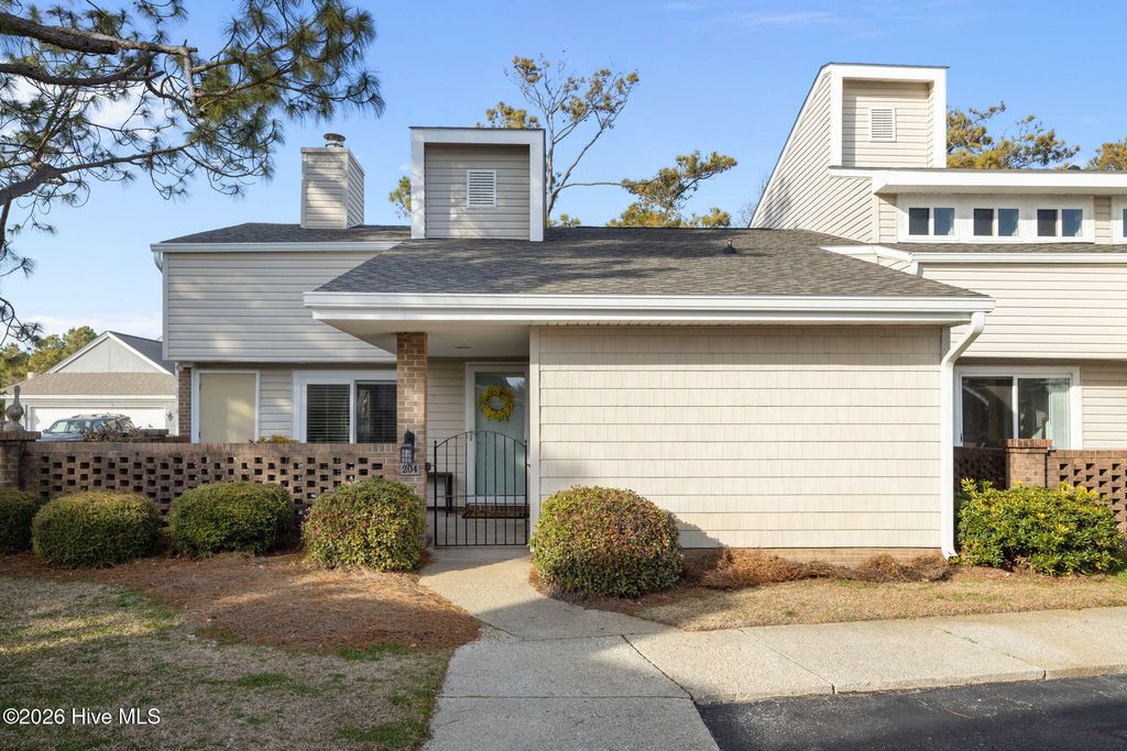 Photo of 204 Sound Court, Morehead City, NC 28557 (MLS # 100557795)