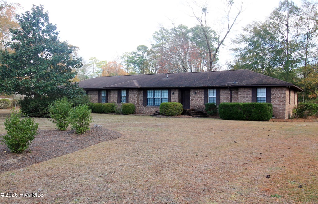 Photo of 202 Haven Way S, Washington, NC 27889 (MLS # 100607487)