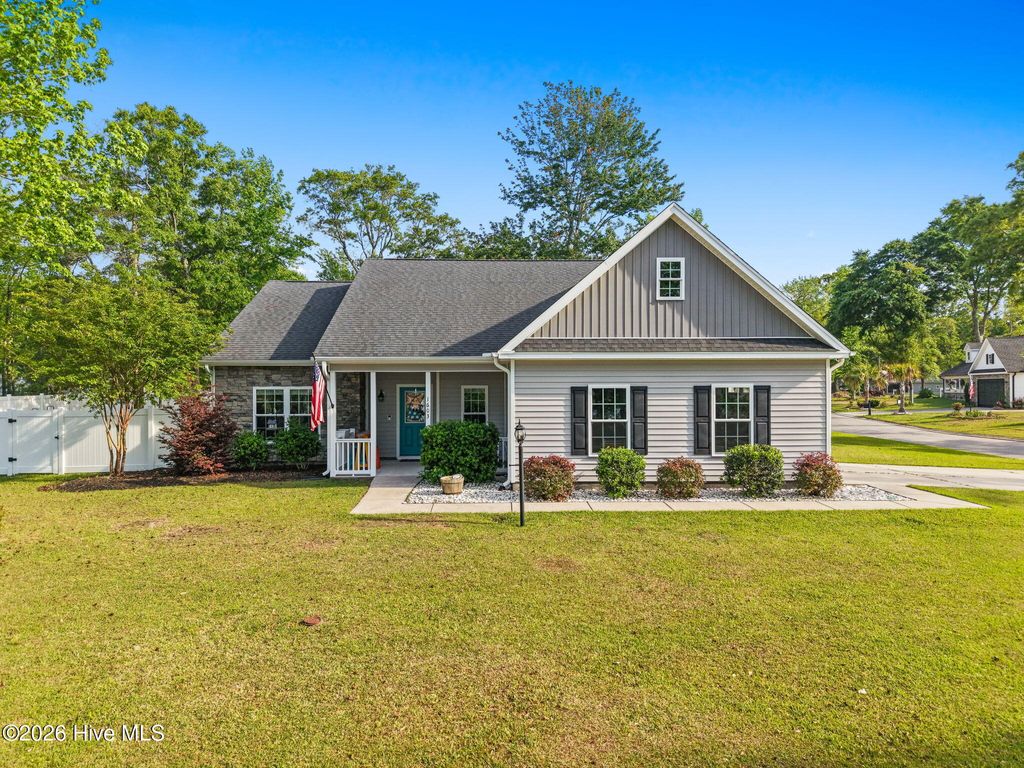 Photo of 1603 Jasperton Court SW, Ocean Isle Beach, NC 28469 (MLS # 100568140)