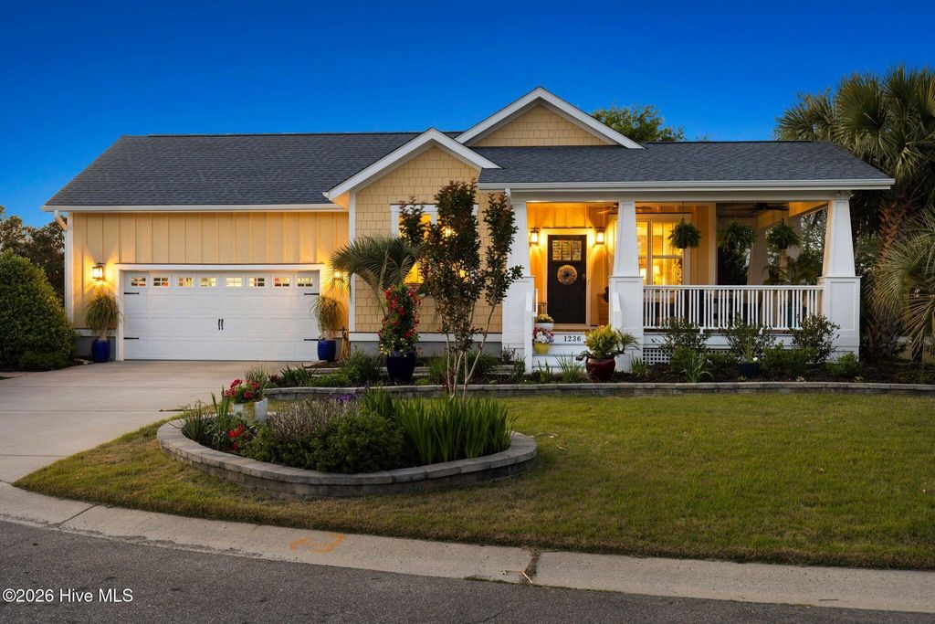 Photo of 1236 N Caswell Avenue, Southport, NC 28461 (MLS # 100570797)