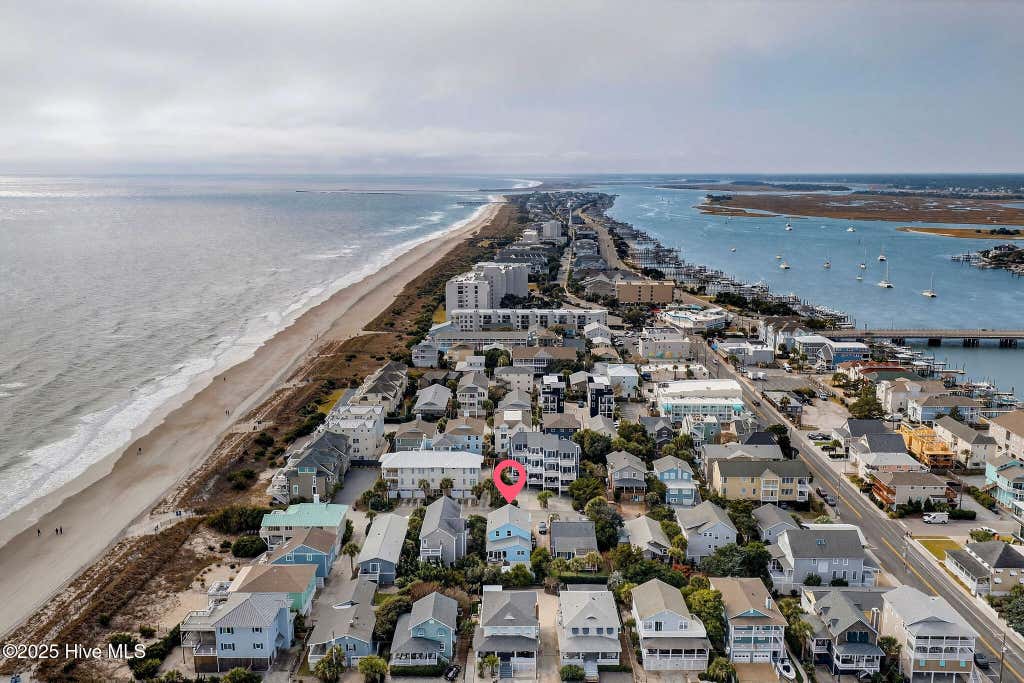 Photo of 9 E Atlanta Street E, Wrightsville Beach, NC 28480 (MLS # 100594788)