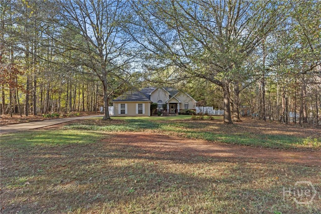 Photo of 175 Ewing Drive, Social Circle, GA 30025 (MLS # CL344998)