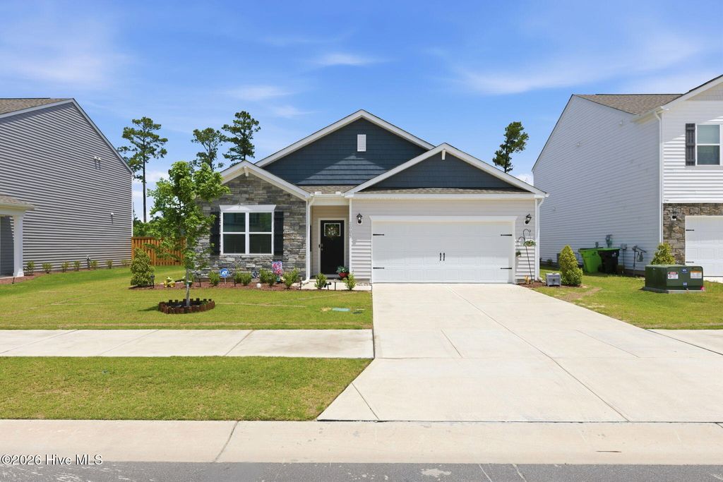 Photo of 2005 Minnette Circle, New Bern, NC 28562 (MLS # 100574232)