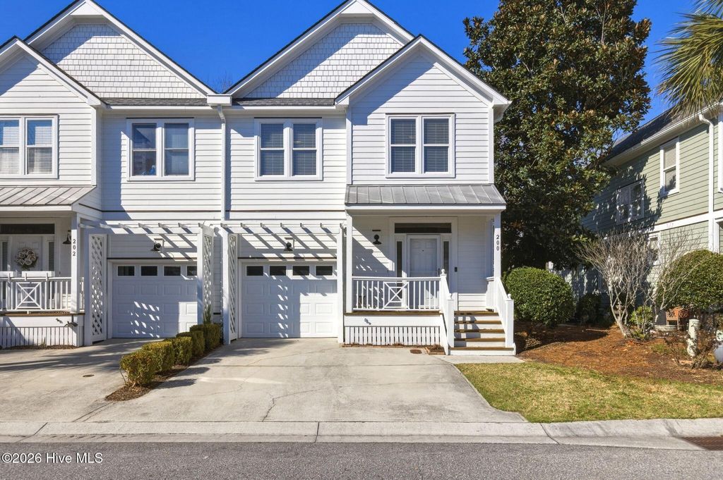 Photo of 200 River Gate Lane, Wilmington, NC 28412 (MLS # 100560146)