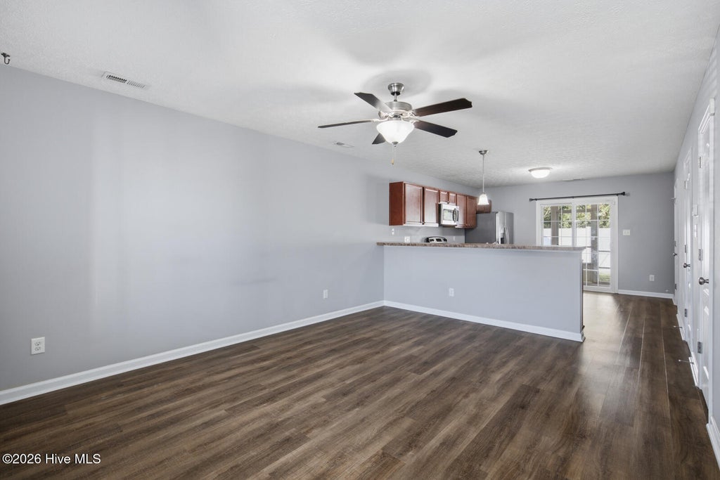 Photo of 427 Falls Cove, Jacksonville, NC 28546 (MLS # 100610836)