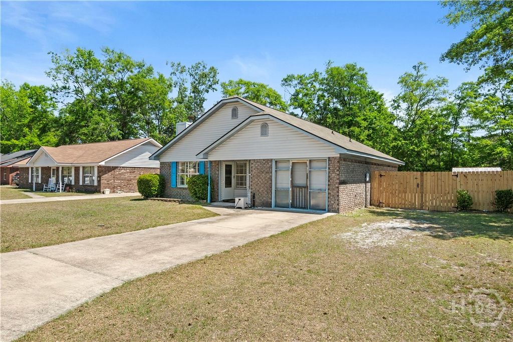 Photo of 1103 Tomahawk Trail, Hinesville, GA 31313 (MLS # SA354555)