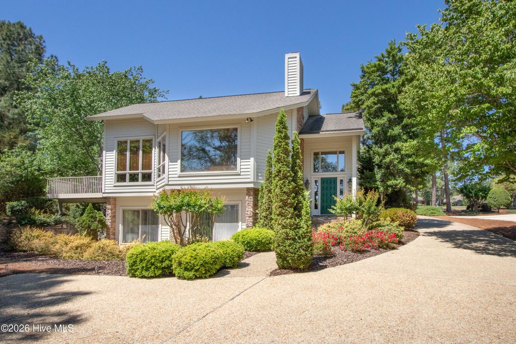 Photo of 15 Shenecossett Lane, Pinehurst, NC 28374 (MLS # 100571334)