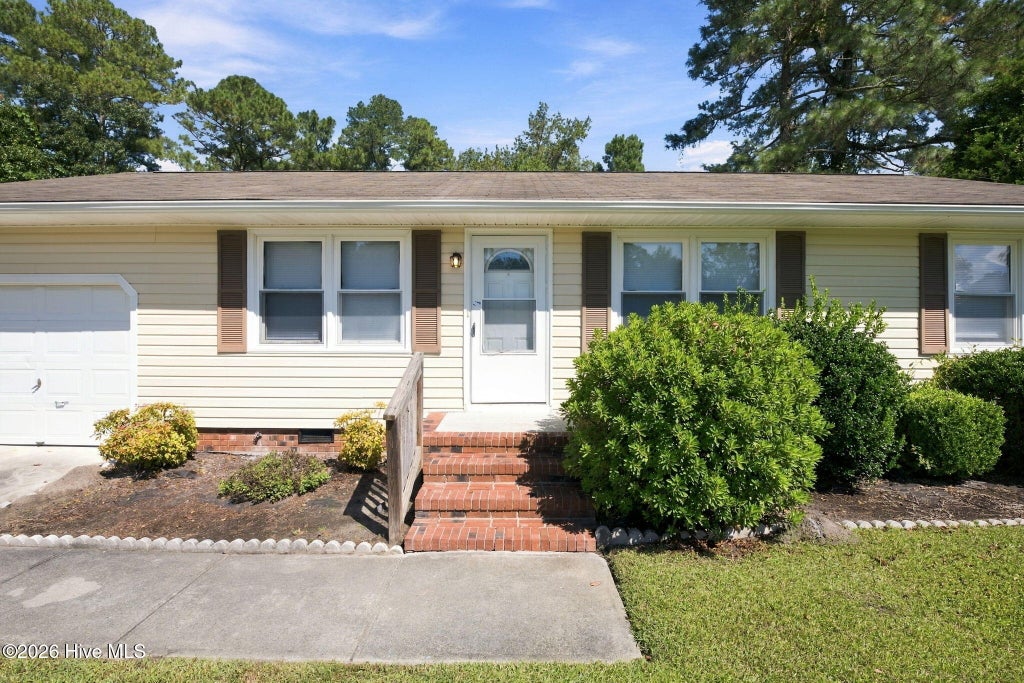 Photo of 107 Poplar Road, Havelock, NC 28532 (MLS # 100609402)